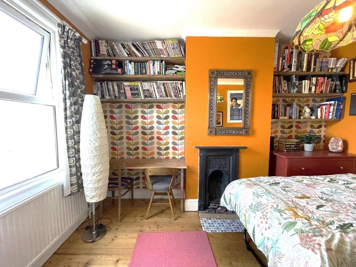 Cosy Period With Spacious Garden Casa de Férias *