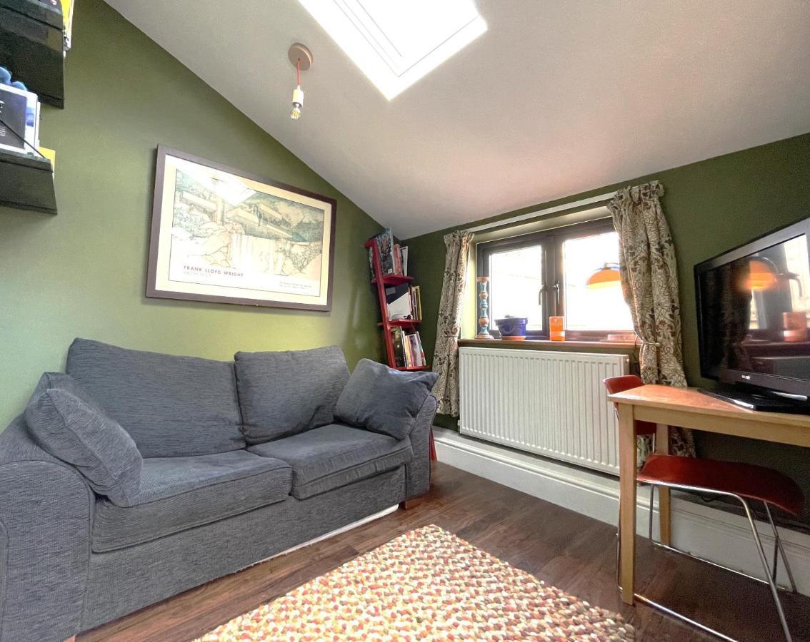 Cosy Period With Spacious Garden Casa de Férias Bristol